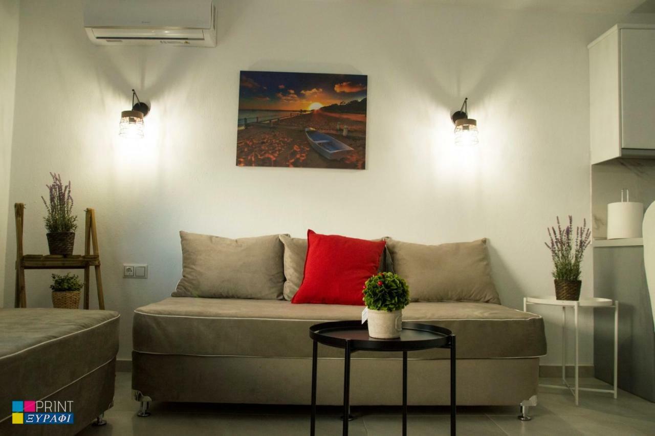 Evaggelia Design Suite Néa Péramos Buitenkant foto