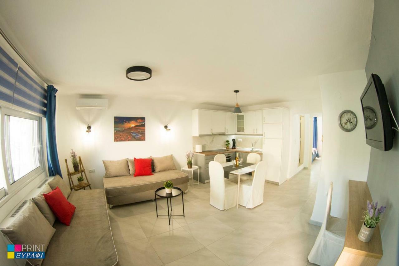 Evaggelia Design Suite Néa Péramos Buitenkant foto