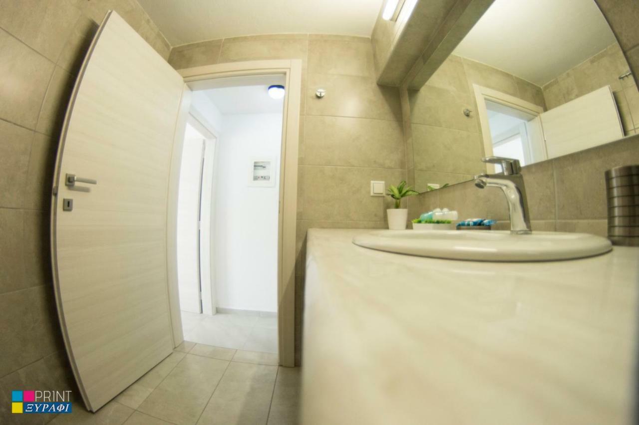 Evaggelia Design Suite Néa Péramos Buitenkant foto