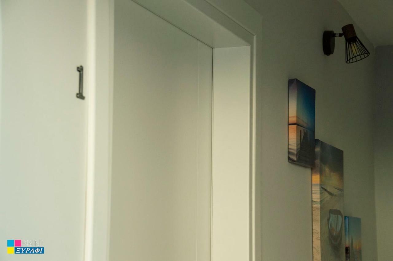 Evaggelia Design Suite Néa Péramos Buitenkant foto